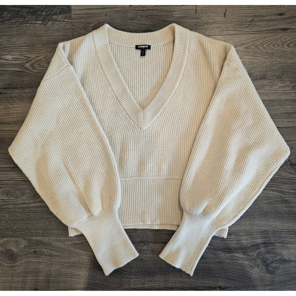 Women's sz L Express Cream V Neck Ribbed Dolman Sleeve Crop Sweater Career Cozy